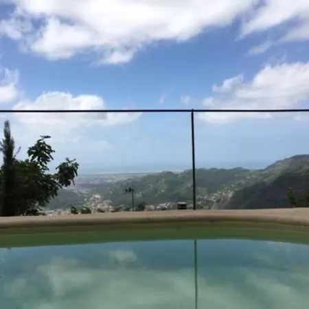 Montagne E Mare Vila